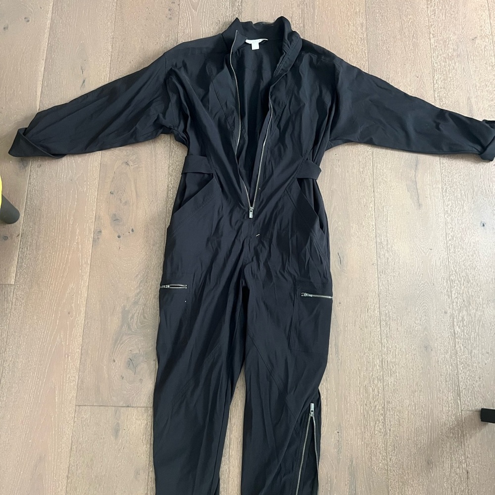 Athleta Black Women's Jumpsuit with Zipper Details NEVER WORN